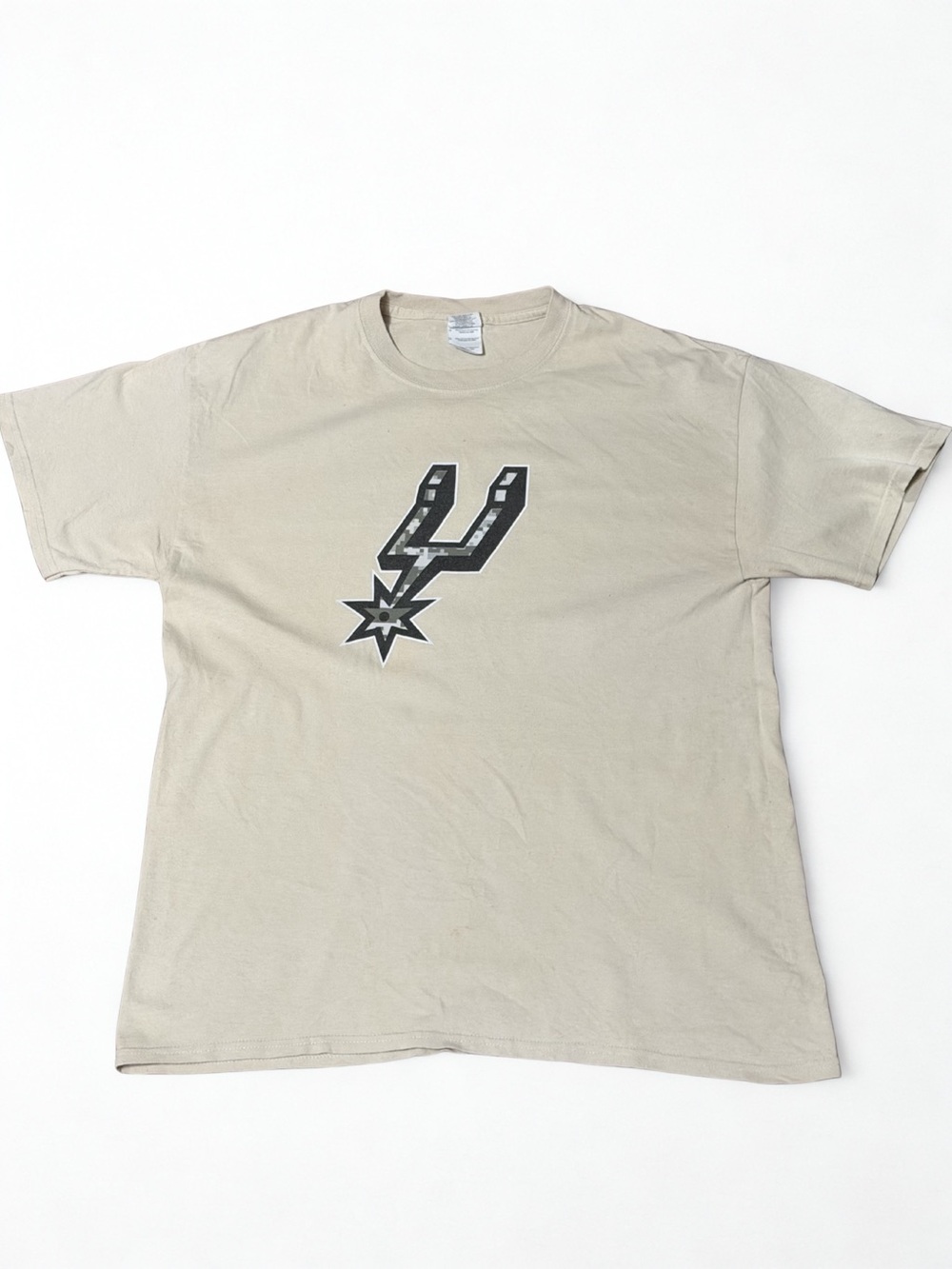 Gildan Beige Short Sleeve Tee with Black Spurs Logo
